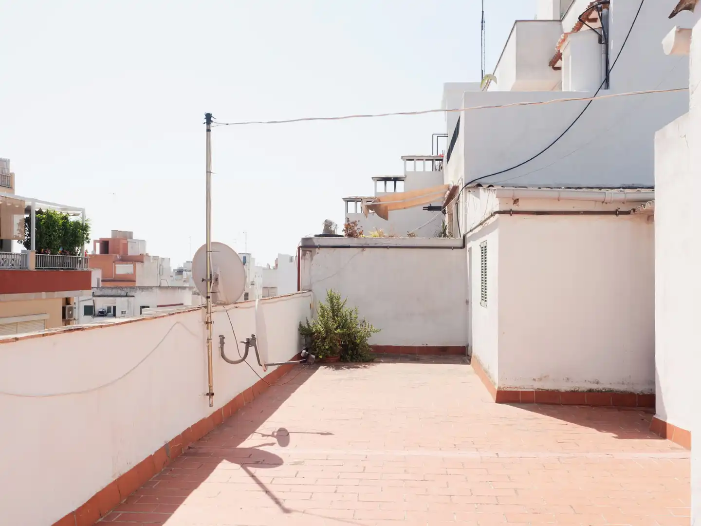Außenansicht von Wohnungen zum Verkauf in  Palma de Mallorca mit Klimaanlage, Heizung und Terrasse