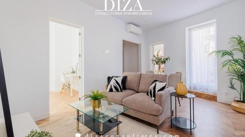 Foto 4 de Àtic en venda a De Moratín, Cortes - Huertas, Madrid