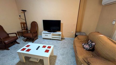 Foto 2 de Piso de alquiler en Pedro Antonio de Alarcón, Arrayanes, Linares