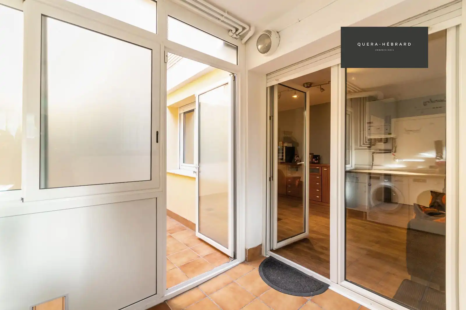 Casa adosada en venta en Rubí con Aire acondicionado, Calefacción y Parquet