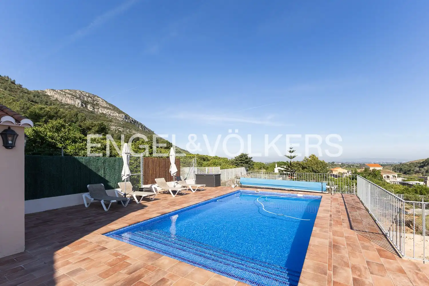 Piscina de Casa o xalet de lloguer en Corbera amb Aire condicionat, Calefacció i Jardí privat