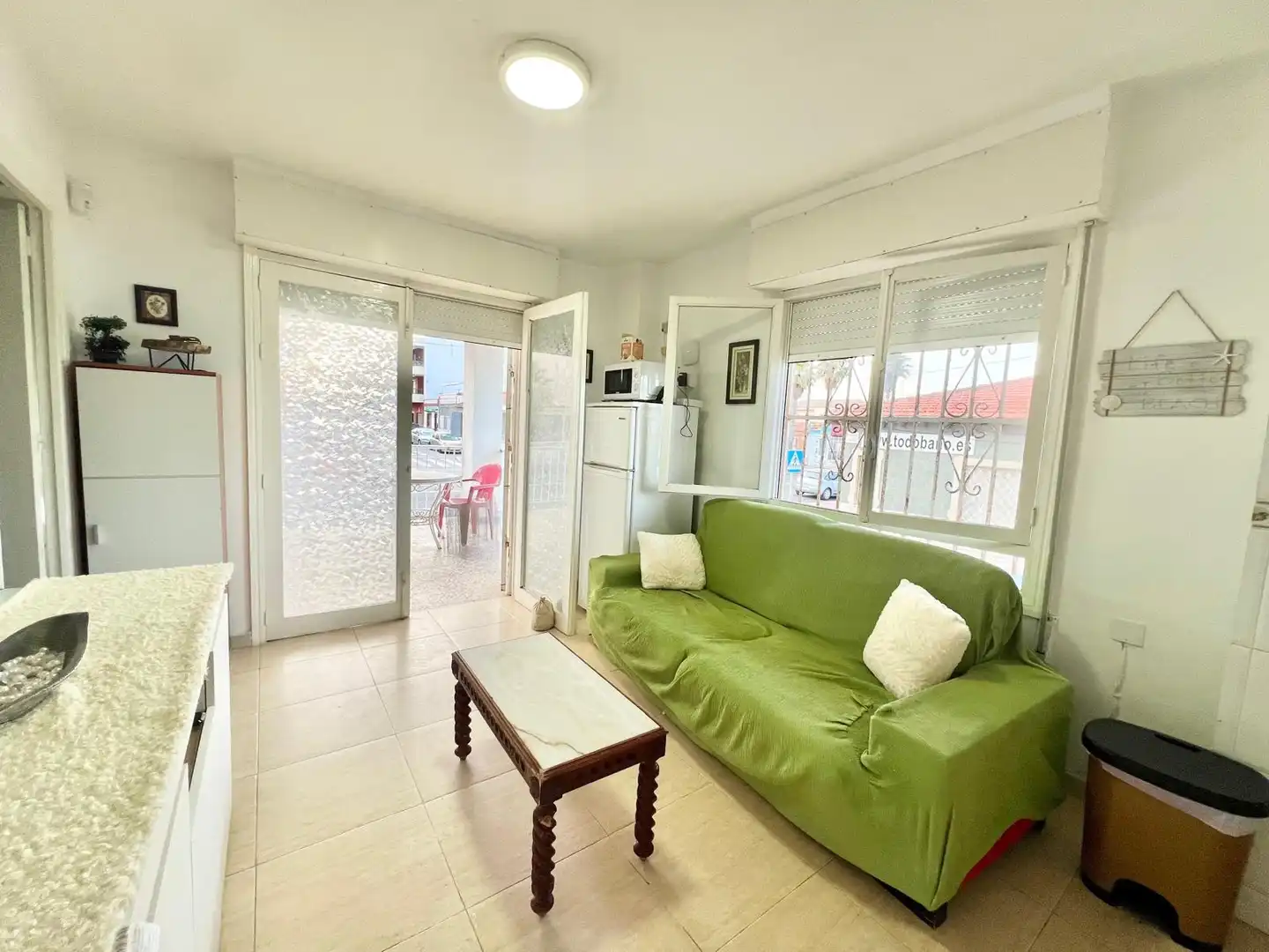 Exterior view of Ground floor for rent in Torrevieja  with Heating, Terrace and Furnished