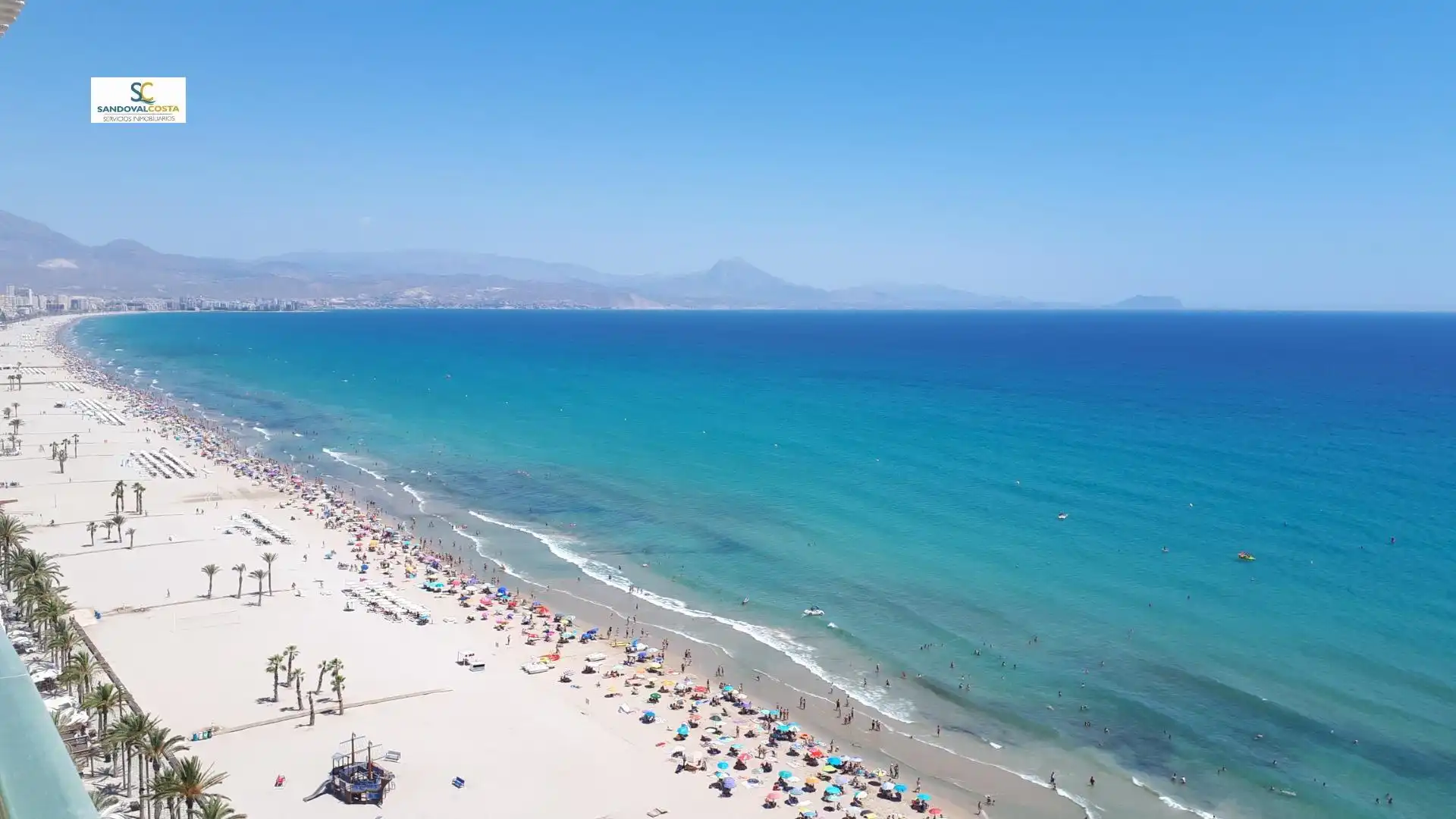 Vista exterior de Apartamento en venta en Alicante / Alacant con Aire acondicionado y Piscina comunitaria
