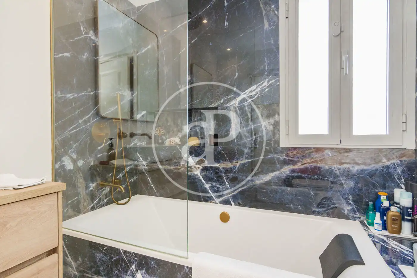 Baño de Piso en venta en Madrid con Aire acondicionado, Calefacción y Terraza