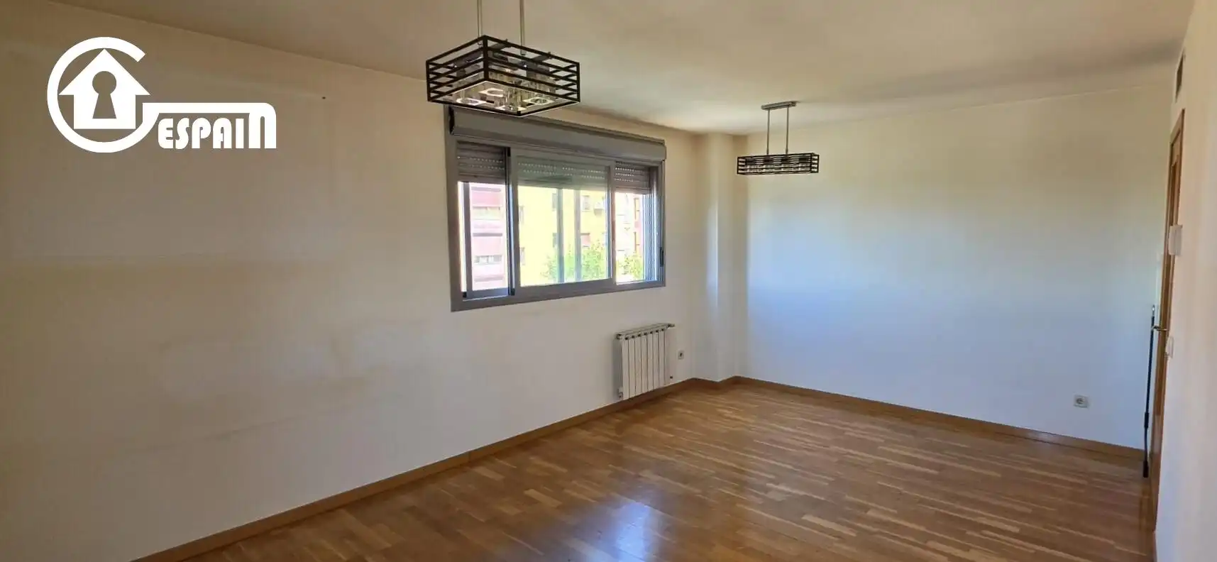 Schlafzimmer von Wohnung zum Verkauf in Madrid mit Klimaanlage, Heizung und Privatgarten