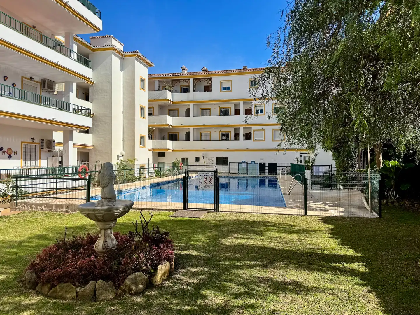 Piscina de Apartament en venda en Mijas amb Aire condicionat, Calefacció i Terrassa