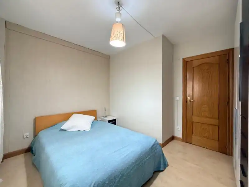 Habitación de Piso en venta en Valladolid con Calefacción y Balcón