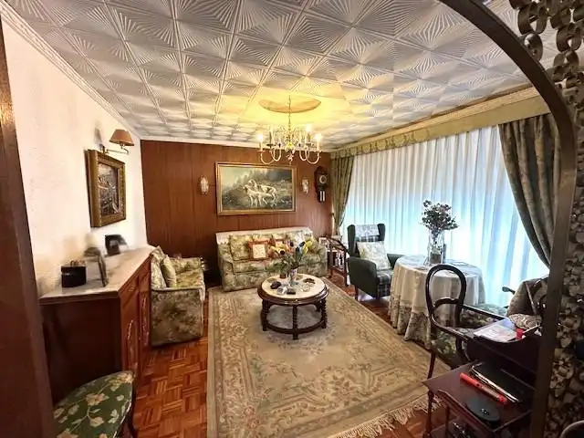 Sala d'estar de Pis en venda en Valencia amb Parquet i Balcó