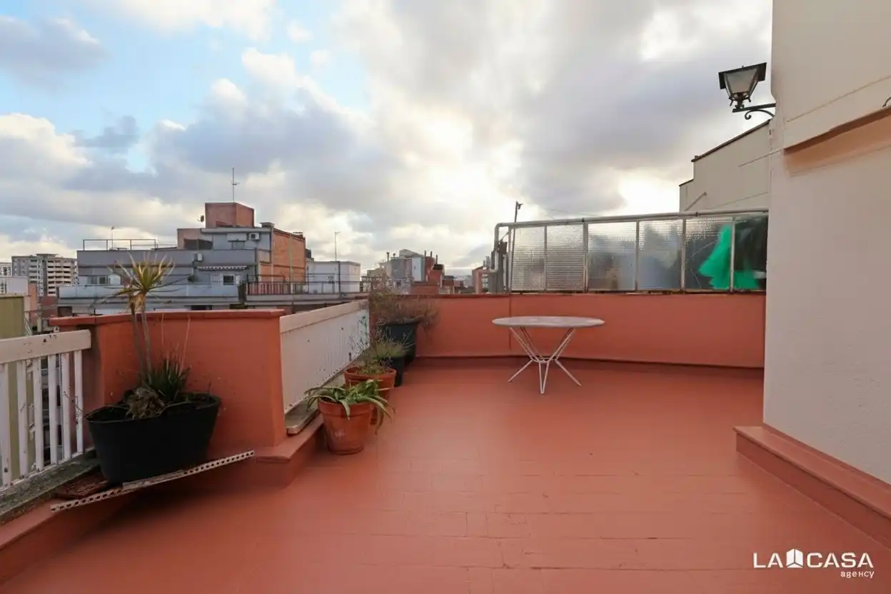 Penthouse mit Terrasse zum Verkauf in Santa Eulàlia