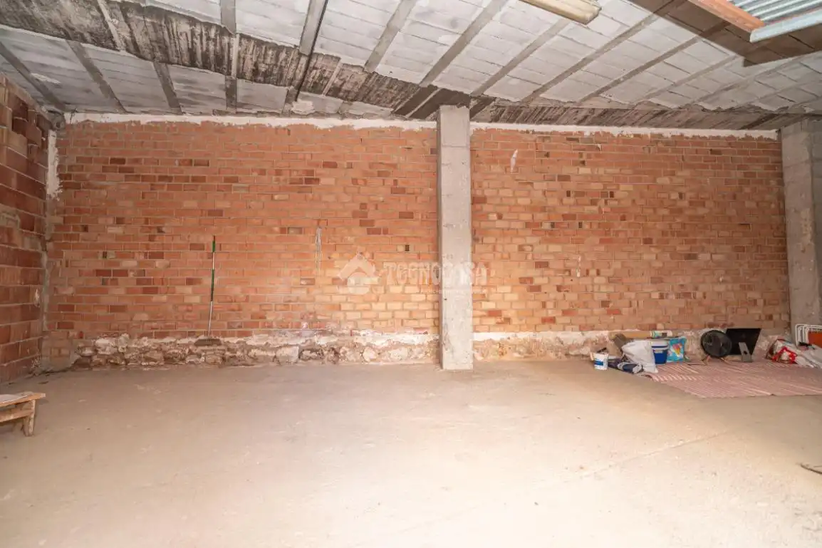 Local comercial en venta en Linarejos, imagen 8