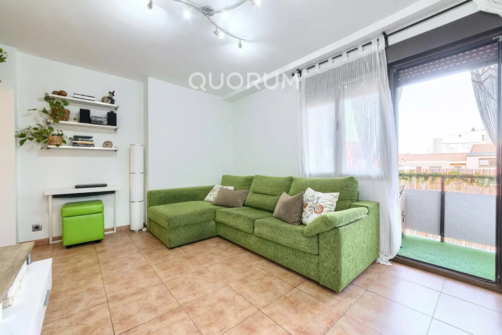 Living room of Flat for sale in Barakaldo   with Heating, Terrace and Furnished