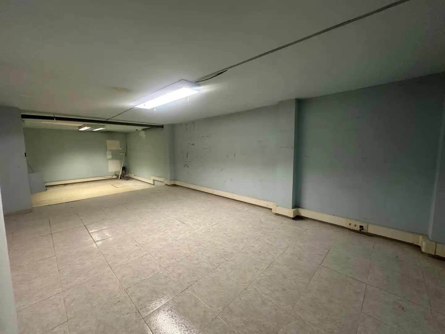 Local comercial en venta en Carrer de Violant d'Hongria Reina d'Aragó 89, imagen 3
