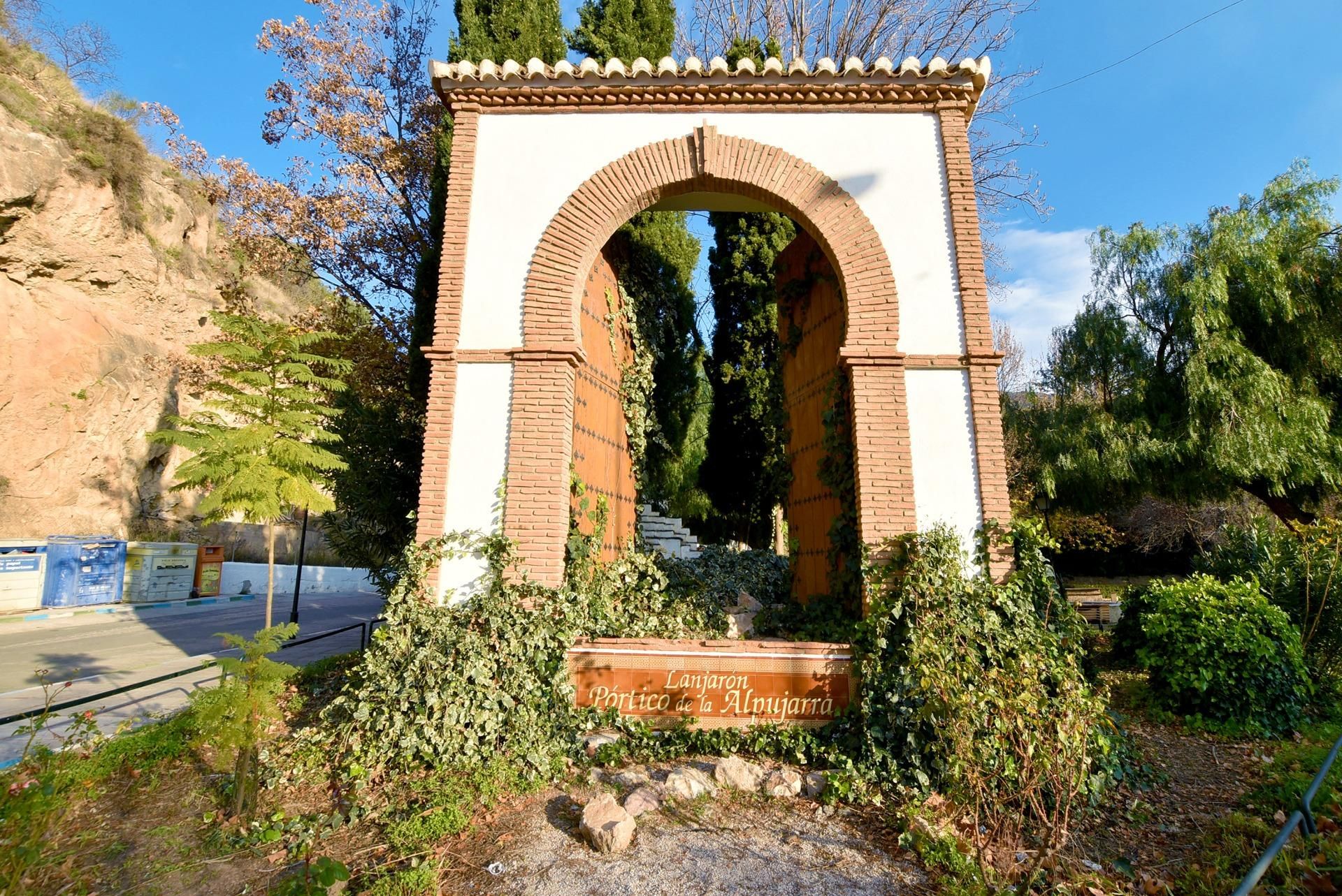 Jardí de Casa adosada en venda en Lanjarón