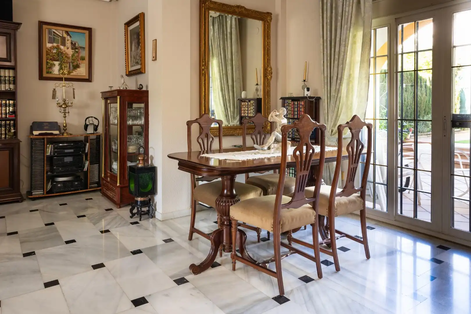 Detached homes for sale in El Brillante -El Naranjo - El Tablero