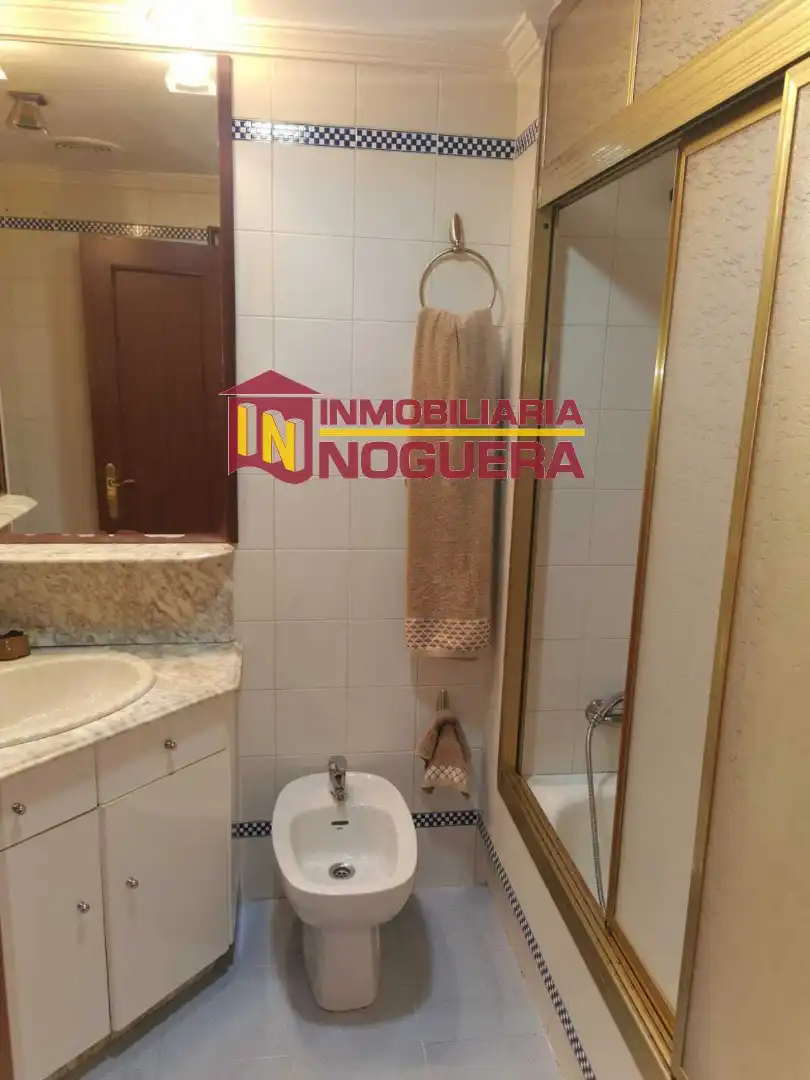 Bathroom of Houses for sale in Écija, Sevilla
