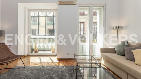 Photo 2 of Flat for rent in Calle de la Cruz, Sol, Madrid Capital