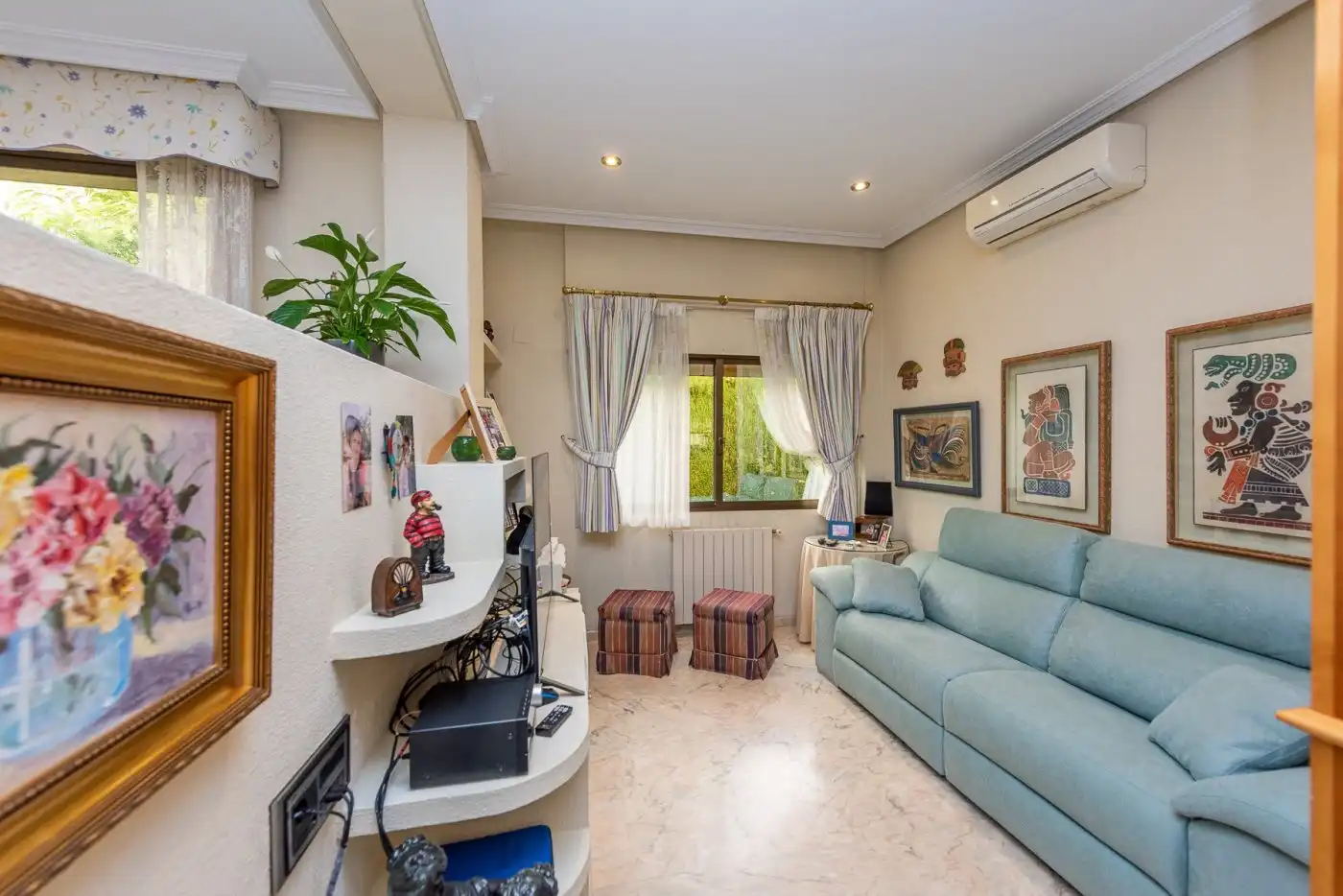 Living room of Houses for sale in Petrer  with Air Conditioner, Heating and Private garden