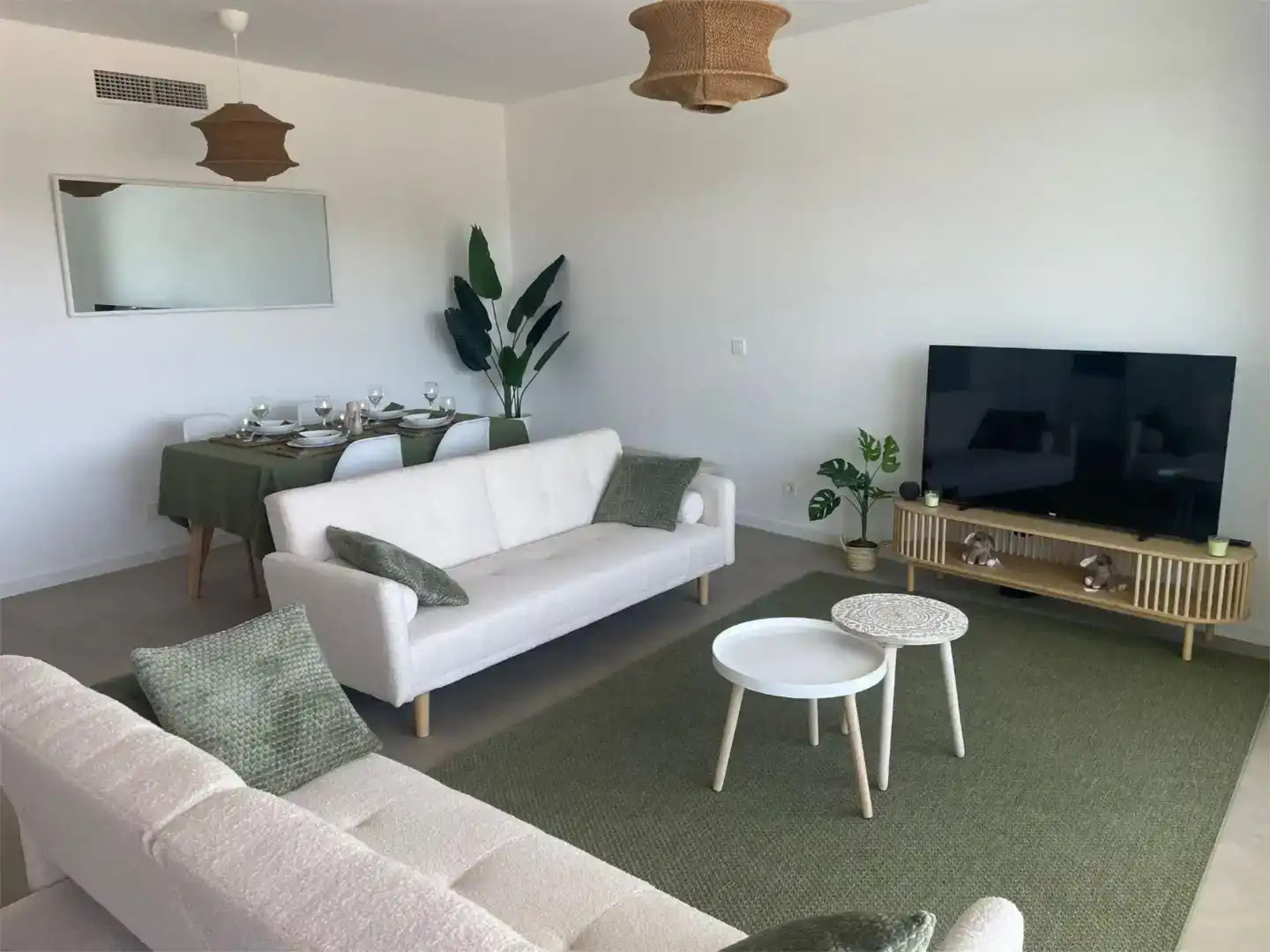 Sala de estar de Piso en venta en Torremolinos con Aire acondicionado, Jardín privado y Trastero