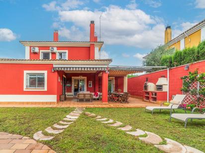 Garden of House or chalet for sale in Montequinto  with Air Conditioner, Heating and Private garden
