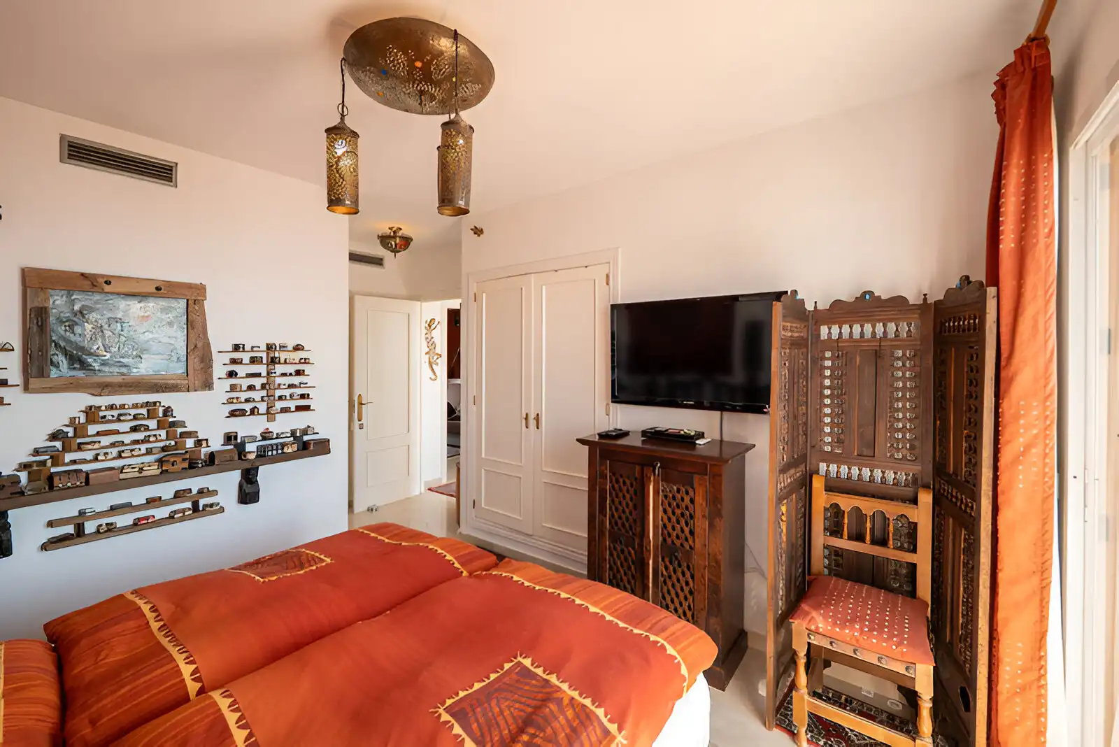 Bedroom of Detached homes for sale in Casares  with Air Conditioner, Heating and Terrace