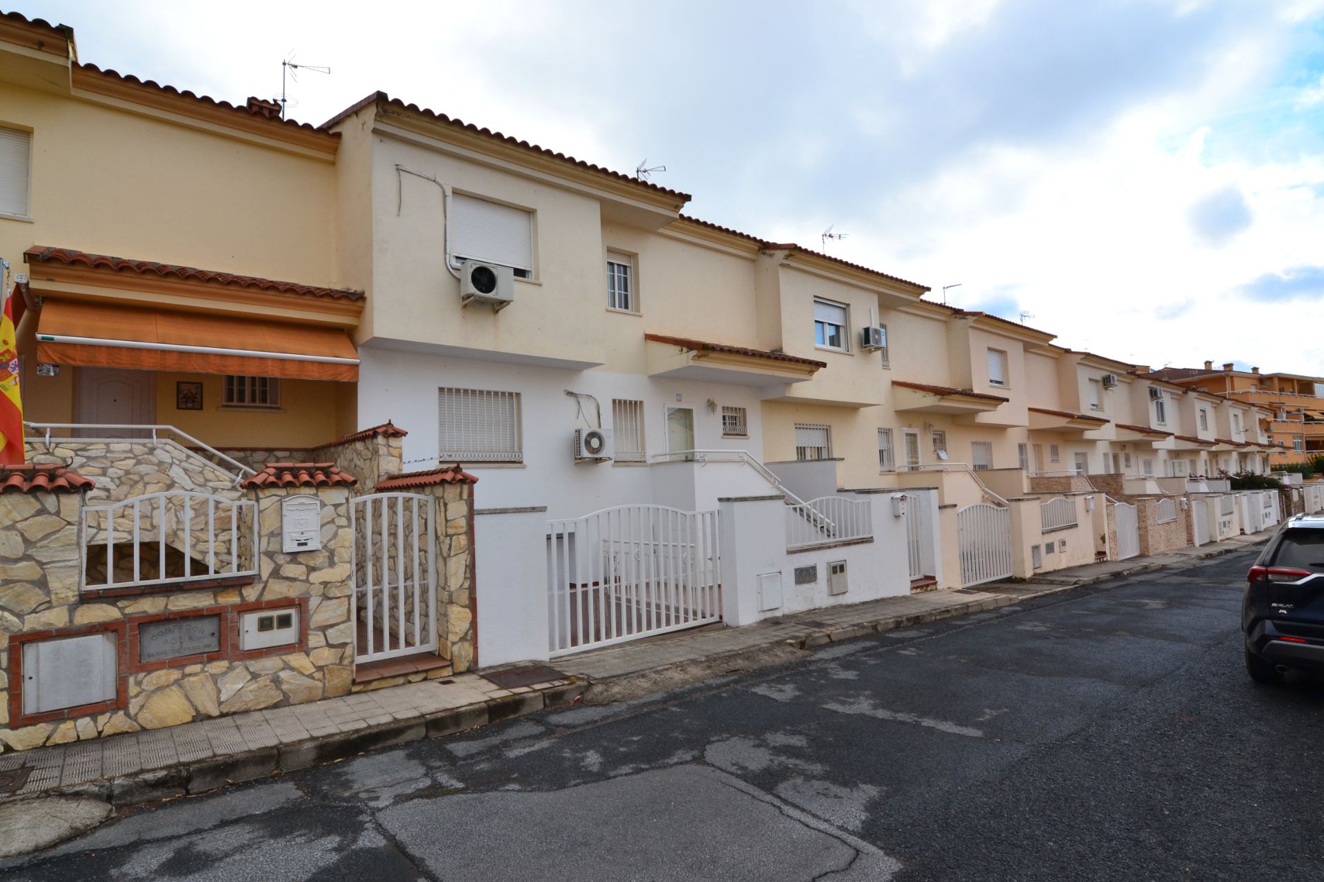 Exterior view of Single-family semi-detached for sale in Plasencia  with Air Conditioner and Heating