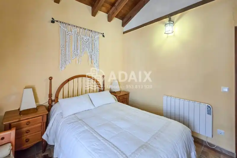 Habitación de Casa o chalet en venta en Úbeda con Aire acondicionado, Terraza y Trastero