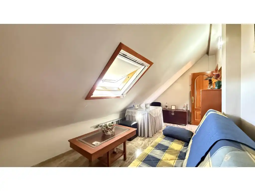 Habitación de Casa o chalet en venta en Córdoba con Terraza y Balcón