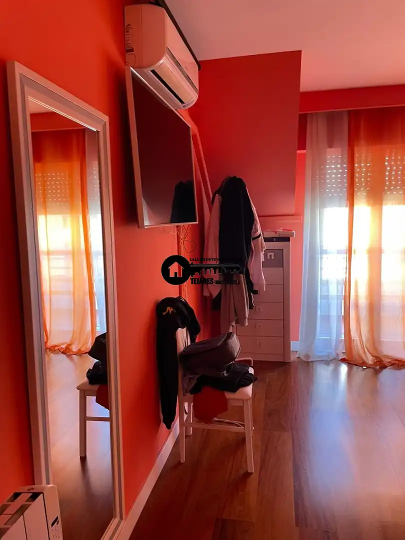 Habitación de Casa adosada en venta en Albacete con Aire acondicionado, Calefacción y Jardín privado
