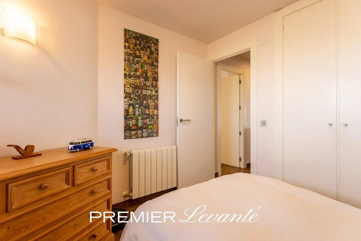 Habitación de Piso en venta en Alicante / Alacant con Aire acondicionado, Calefacción y Jardín privado