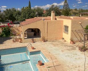 Vista exterior de Casa o xalet en venda en Cuevas del Almanzora amb Aire condicionat, Terrassa i Piscina