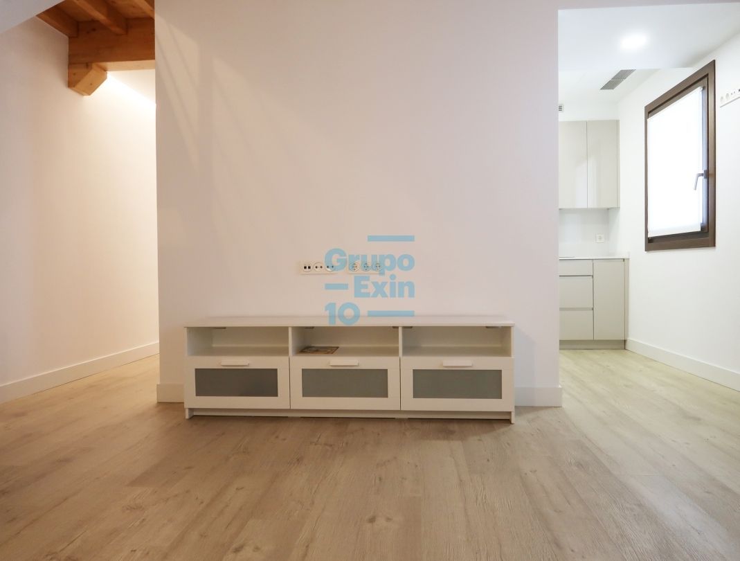 Living room of Flat to rent in Hernani  with Air Conditioner, Heating and Balcony