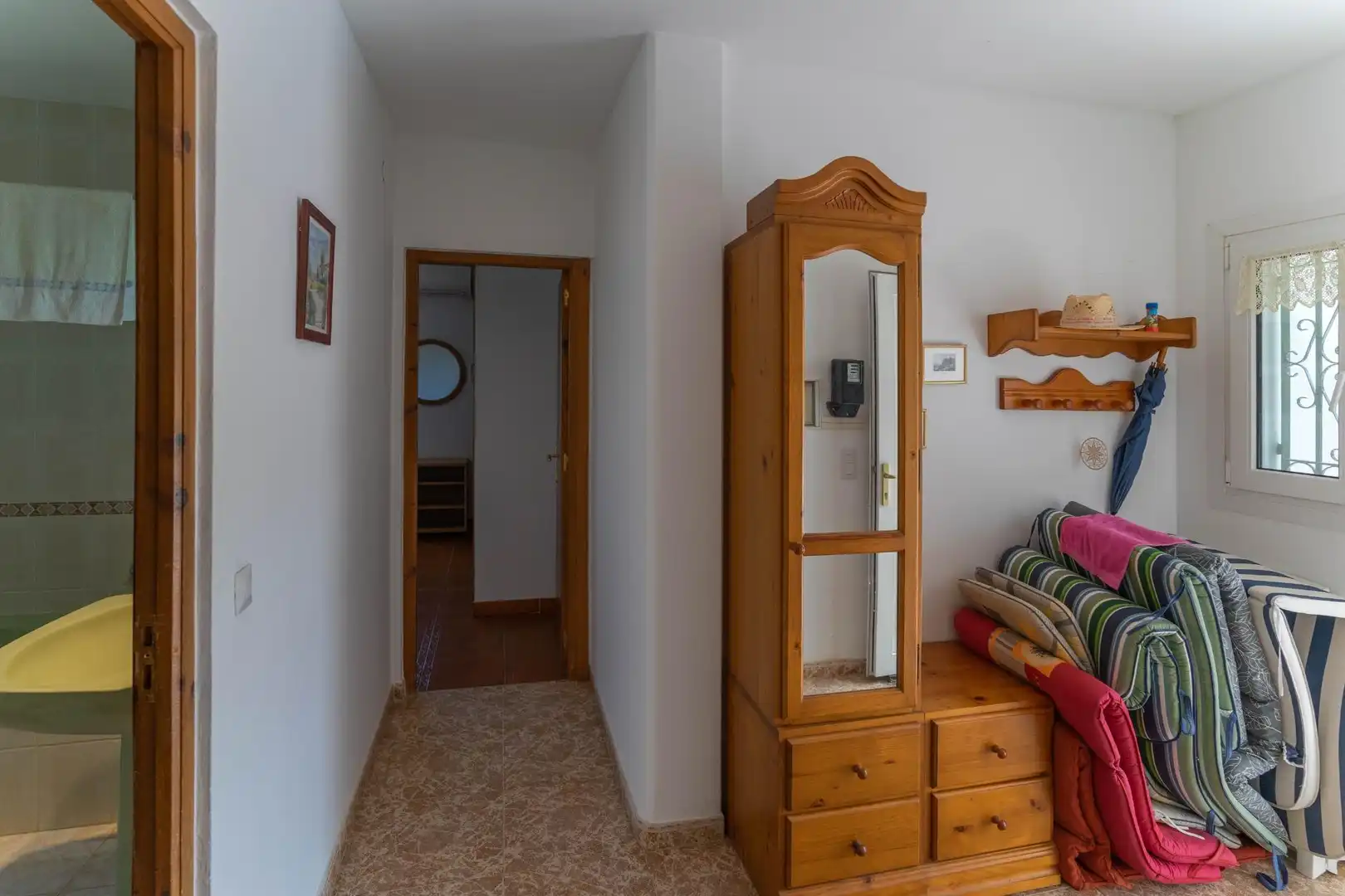 Schlafzimmer von Haus oder Chalet zum Verkauf in Alhaurín El Grande mit Klimaanlage, Privatgarten und Terrasse