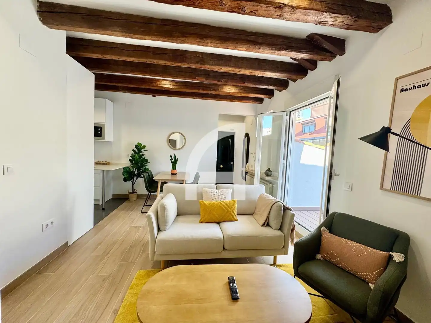 Sala d'estar de Àtic de lloguer en Madrid amb Aire condicionat, Calefacció i Terrassa