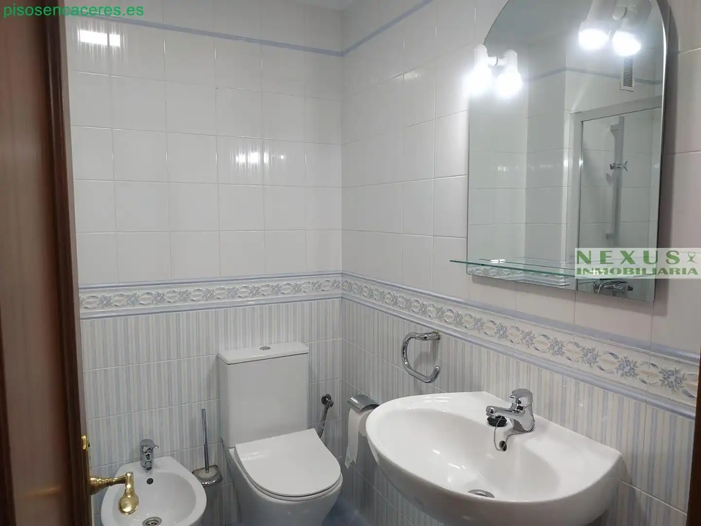 Bathroom of Flat for rent in Cáceres  with Air Conditioner and Heating