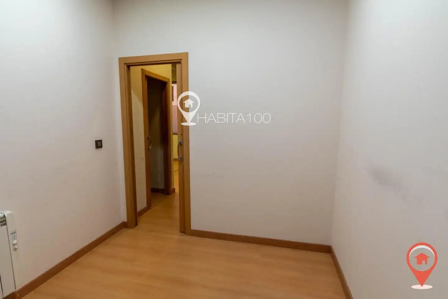 Commercial properties for sale in Cuenca  with Air Conditioner