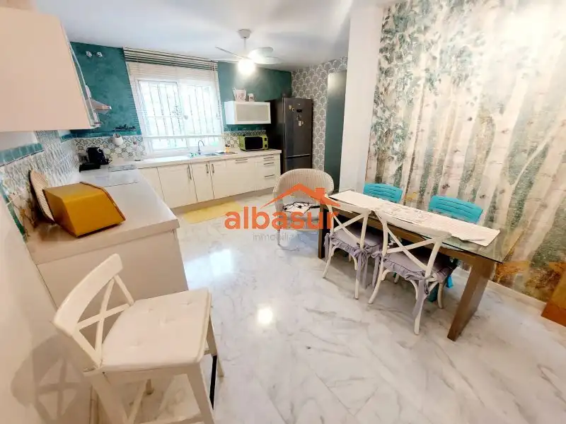 Chalet con terraza en venta en Calle Enebro 6, imagen 13
