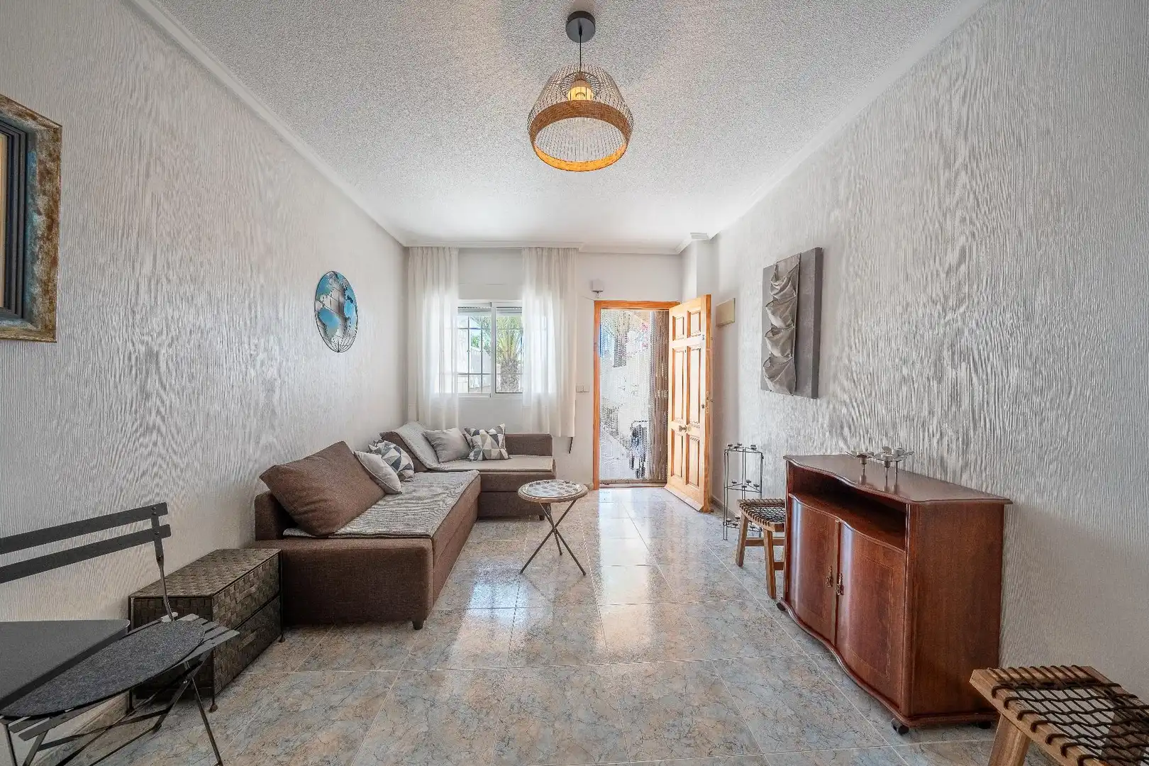 Sala d'estar de Casa o xalet en venda en Elche / Elx amb Piscina comunitària