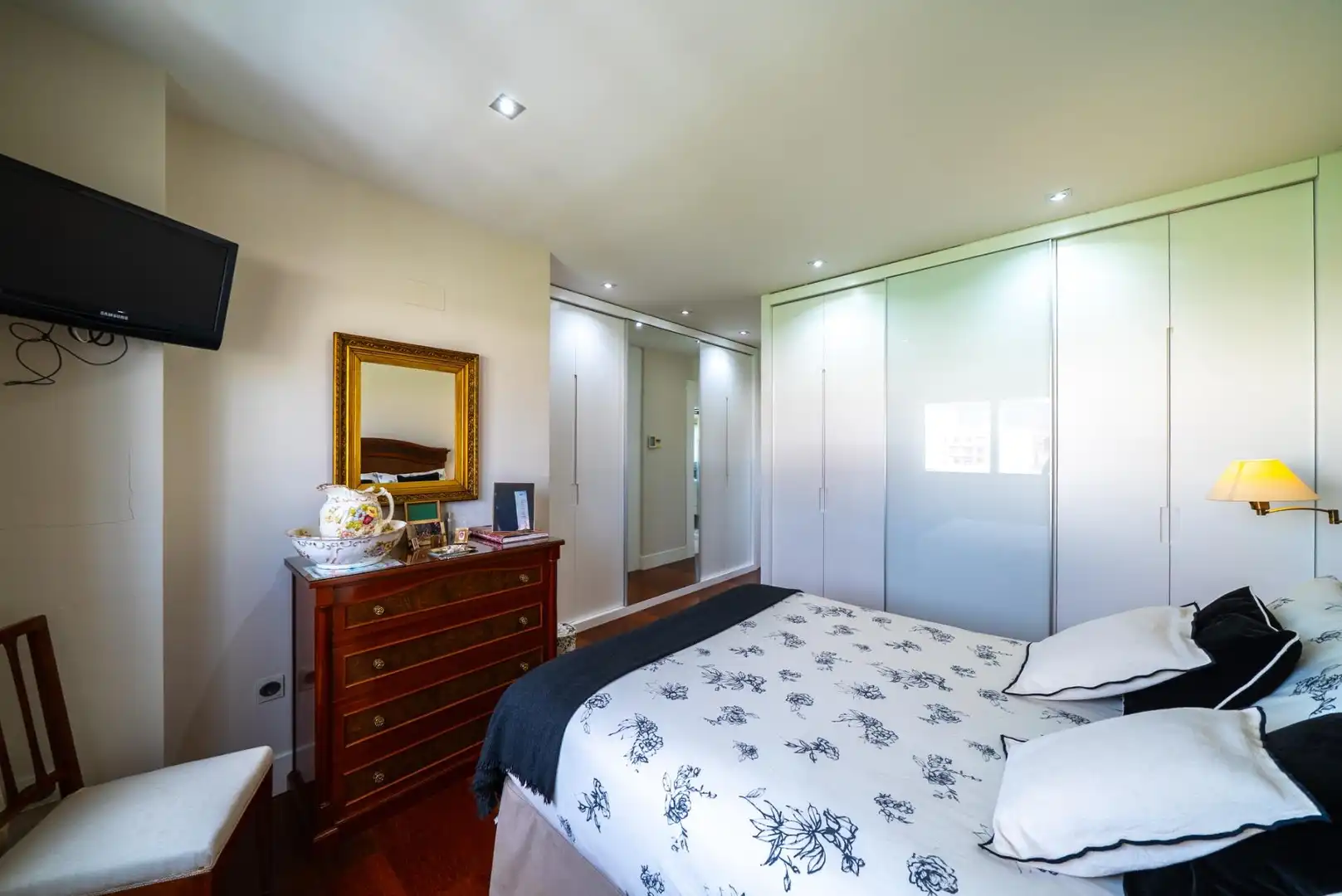 Habitación de Apartamento en venta en Villajoyosa / La Vila Joiosa con Aire acondicionado, Trastero y Amueblado