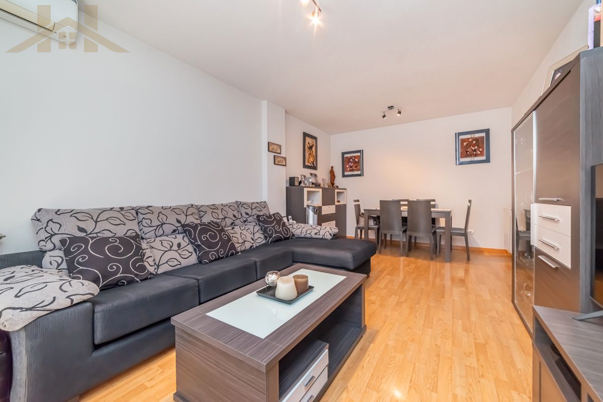 Living room of Flat for sale in Pinto  with Air Conditioner, Heating and Parquet flooring