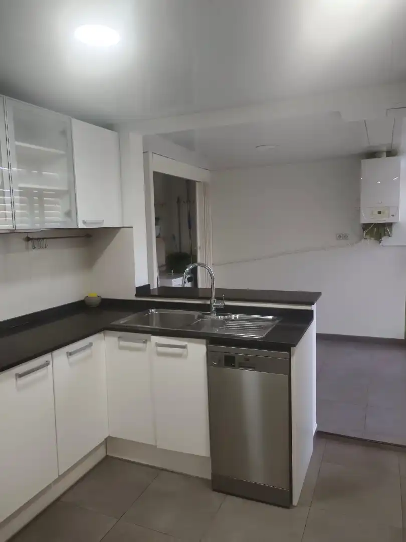 Wohnung zur Miete in Carrer de Salmerón, Vallparadís - Antic Poble de Sant Pere