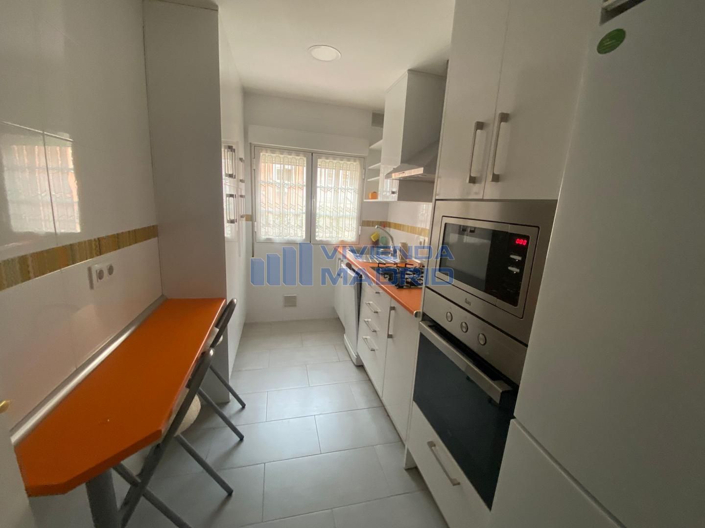 Cocina de Piso en venta en  Madrid Capital con Calefacción