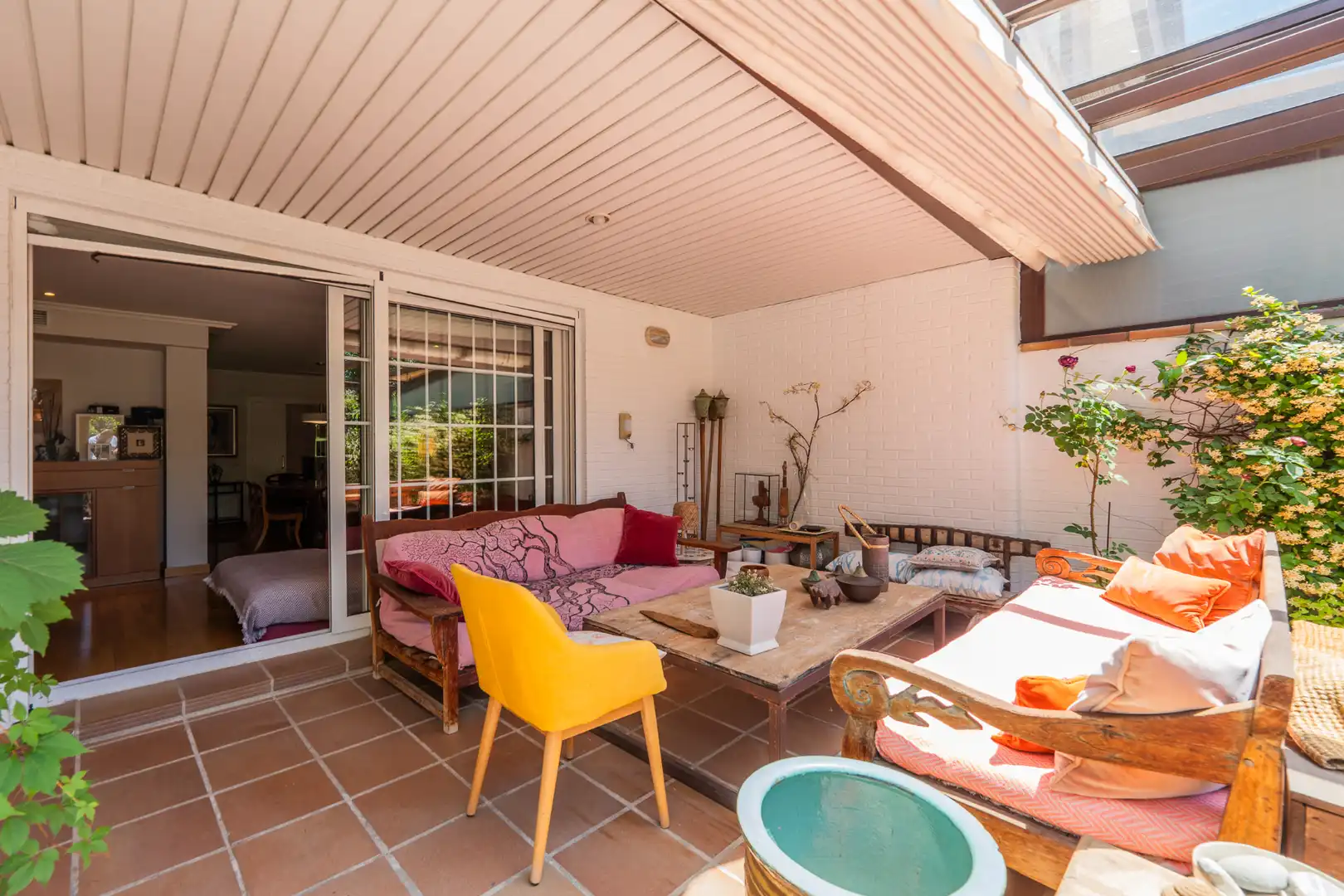Terrassa de Casa adosada en venda en Las Rozas de Madrid amb Calefacció, Jardí privat i Piscina comunitària