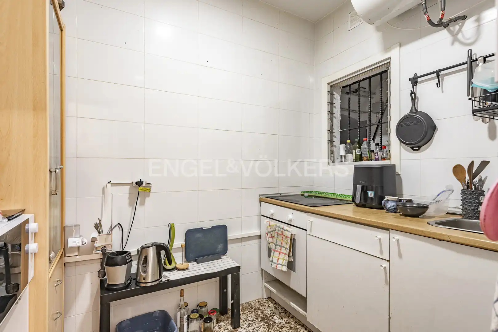 Küche von Wohnung zum Verkauf in Barcelona mit Heizung, Parkett und Terrasse