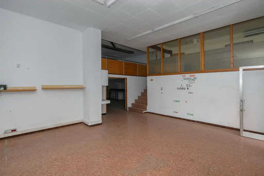 Locale commerciale in vendita a Rd Francesc Macia, imagen 2