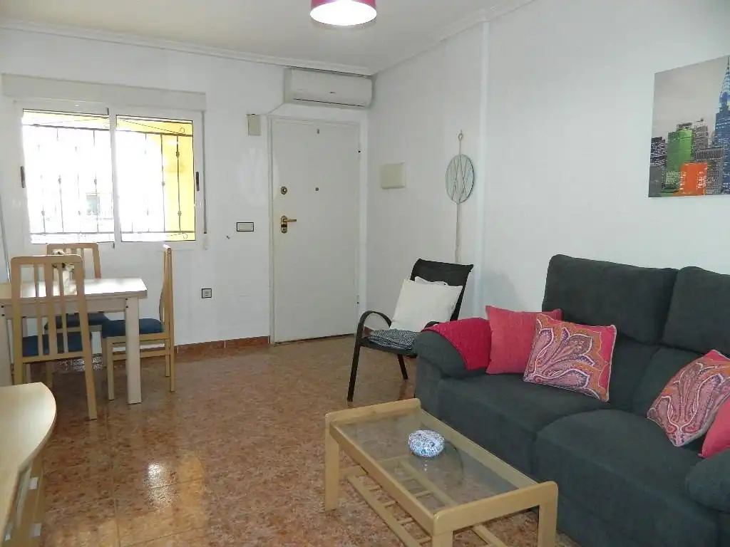 Bungalow con piscina en venta en Orihuela Costa, imagen 2