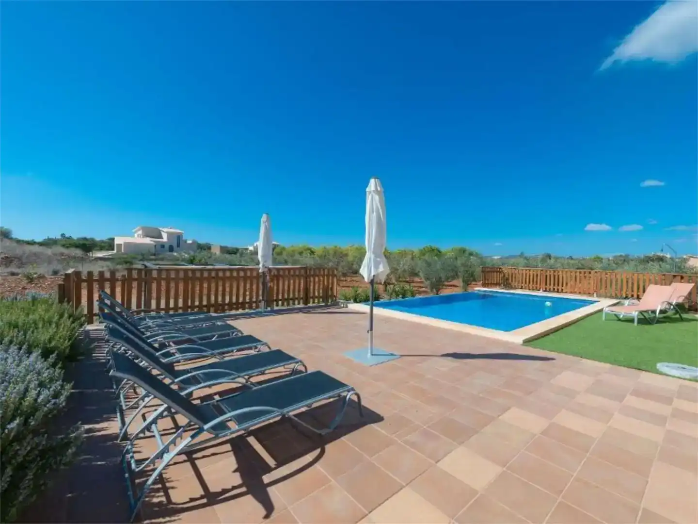 Piscina de Finca rústica de lloguer en Manacor amb Aire condicionat, Jardí privat i Traster