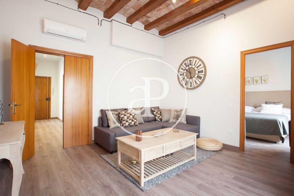 Living room of Flat to rent in  Barcelona Capital  with Air Conditioner, Heating and Furnished