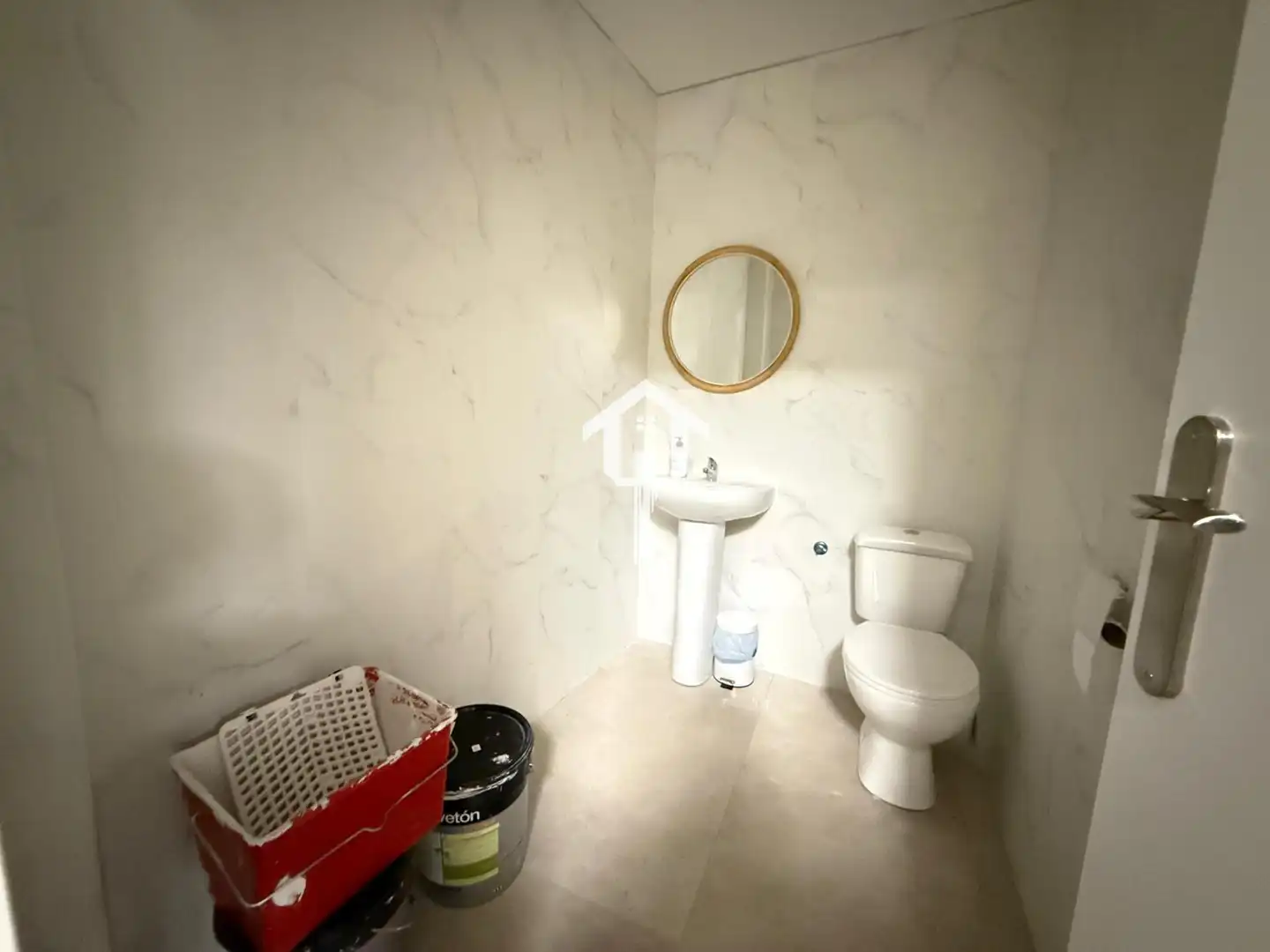 Baño de Local en venta en Alicante / Alacant con Aire acondicionado