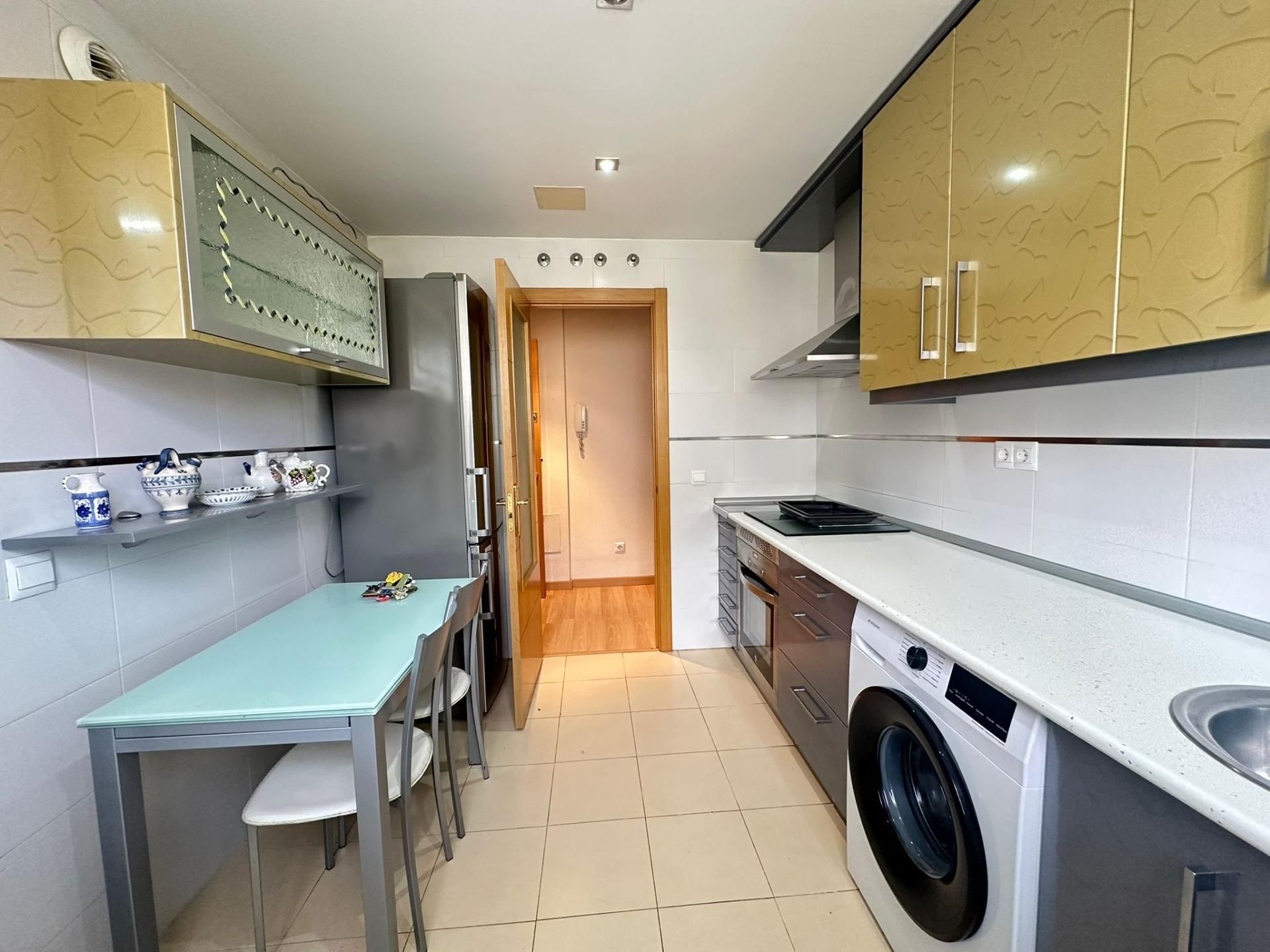 Kitchen of Flat to rent in Torrejón de Ardoz  with Air Conditioner, Heating and Storage room