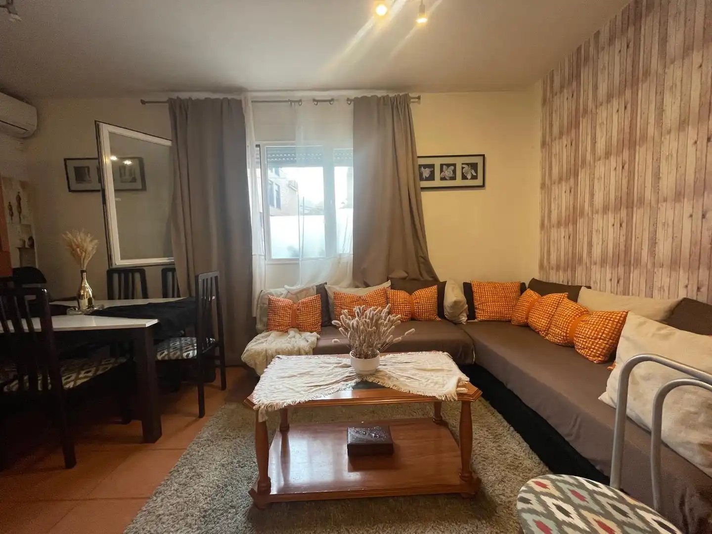 Wohnzimmer von Wohnungen zum Verkauf in Bernuy de Porreros mit Balkon